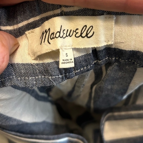 Madewell Side-Button Huston Pull-on Crop Pant - Picture 4 of 7